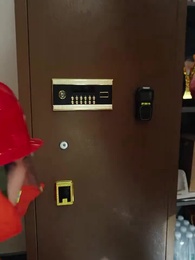 Double Vie, Enfant en Péril - Episode 3