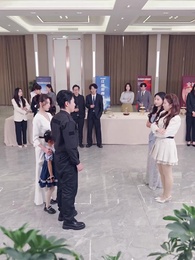 第14集 - 小小萌寶不好惹,保安爹地震八方