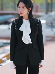 Bölüm 36 - Fırtınadan Sonra Parlayan Ay