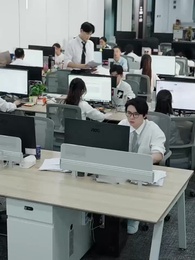 Episodio 1 - Dieci Miliardi di Silenzio