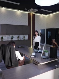 هي لا تساوم على الحب - Episode 14