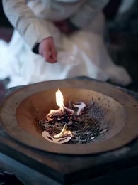 [Dubbed]The Miracle-Working Consort Healer - Episode 11