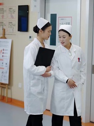 重生後我把機緣讓給閨蜜 - Episode 63