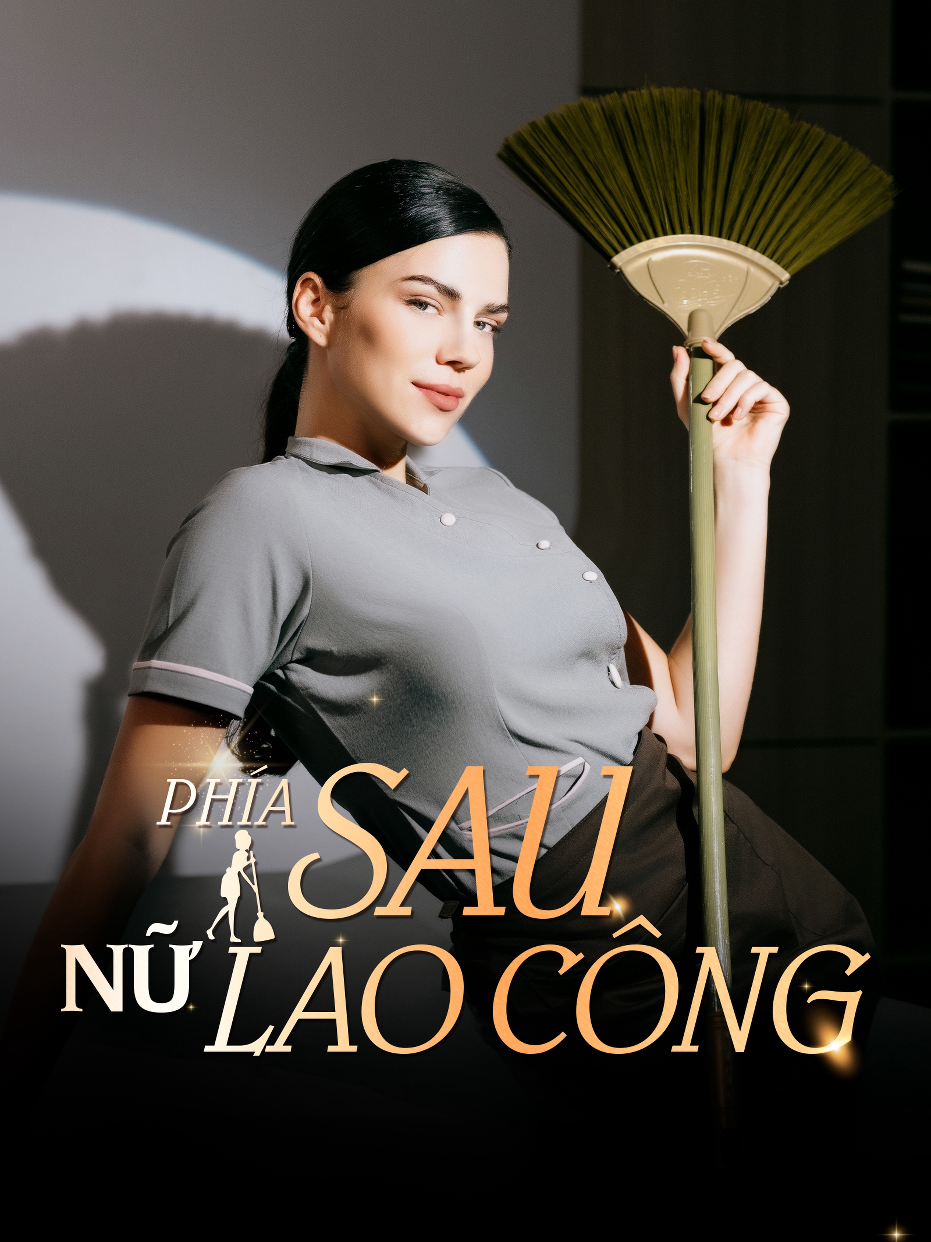 Phía Sau Nữ Lao Công