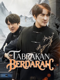 Tabrakan Berdarah