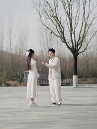 第51集 - 過年被催婚，我靠相親賺瘋了