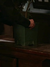 الحلقة 30 - نارٌ خلف جدران القصر