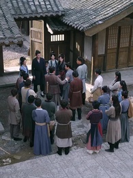 الام العملية تثري العائلة - Episode 40