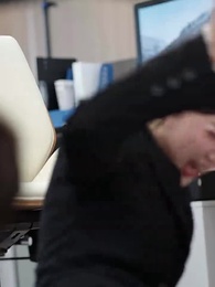 Yalnızca Senin Özgür Olmanı Dilerim - Episode 10