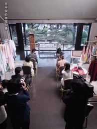 閃婚後, 殘疾大佬站起來了 - Episode 57