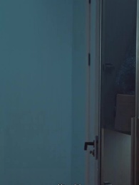 [吹替]妻は、空中で怪しいサービスをしてる？ - Episode 24