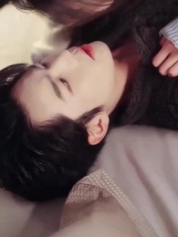 الحلقة 33 - بعد الزواج المُفاجِئ، يقف الرئيس المُقعَد على قدميه