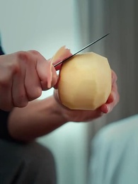 Episode 28 - [Dubbed] Father, My Mountain