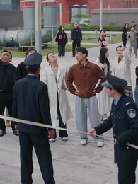 Серия 6 - Суд королевы