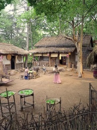 皇帝は私を救いに帰った - Episode 2