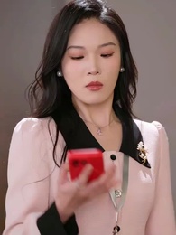 Épisode 8 - Le Trône des Phénix, Interdit aux Corbeaux