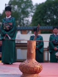 一諾山河輕 - Episode 8