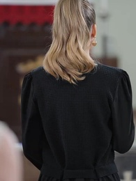 Episod 51 - Mawar Teguh Berdiri