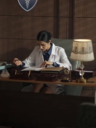 Episod 40 - Bekas Suamiku Buta, Aku Doktor Terhebat!