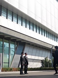 難哄!清冷傅爺每天黏著我撒嬌 - Episode 80