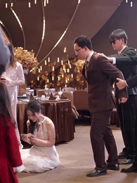 難哄!清冷傅爺每天黏著我撒嬌 - Episode 64