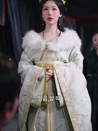 73화 - 신수아: 운명의 속삭임