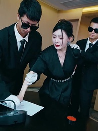 Episode 47 - [Dubbed]The Secrets of That Fool President