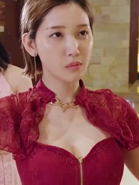 المديرة في زيّ العاملة - Episode 82