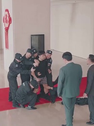 [Dubbing]Kekuatan di Usia Paruh Baya - Episode 15