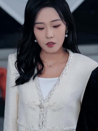 瘋了才惹她，假千金可是活閻王 - Episode 32