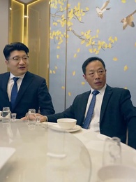 第75集 - 龍王出道姐姐們撐腰