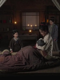 穿成惡婆婆後,兒媳搶著給我養老 - Episode 4