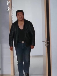 一覺醒來七年後，娶了校花有了娃 - Episode 33