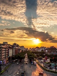 第70集 - 訂婚前夕她和白月光去了KTV