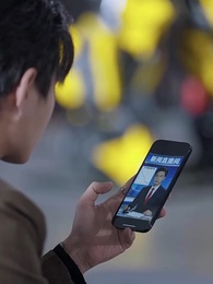 訂婚前夕她和白月光去了KTV - Episode 74