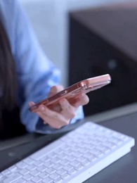 第73集 - 訂婚前夕她和白月光去了KTV