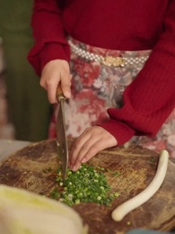 穿越八零當德華拐個閻王生個娃 - Episode 1