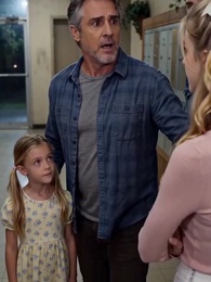 Childhood in the Closet - Episode 18