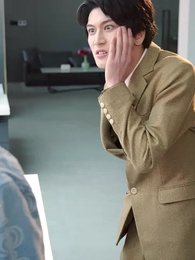 贅婿被辱，首充六元送總裁姐姐 - Episode 15