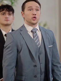 ابنة تشعل القاعة في عيد ميلادها [مدبلج] - Episode 33