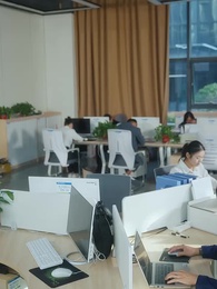 第58集 - 重逢後,高冷裴總紅著眼拉我領證