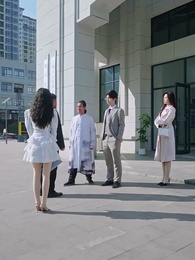 贅婿被辱,首充六元送總裁姐姐 - Episode 57