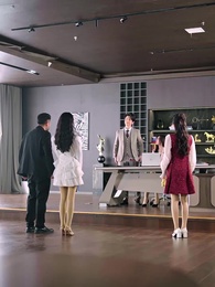 贅婿被辱，首充六元送總裁姐姐 - Episode 61