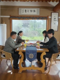 重逢後,高冷裴總紅著眼拉我領證 - Episode 77