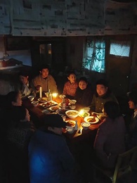 穿回六零:從喫飽飯到廠長老總 - Episode 46