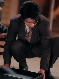 The Boy Who Made Her Queen - Episode 49