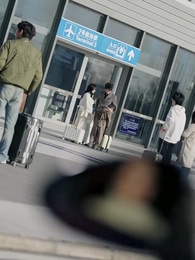 第1集 - 半生親疏一紙間