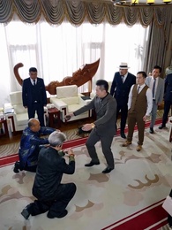 الحلقة 44 - فضل لا يُنسى [مدبلج]