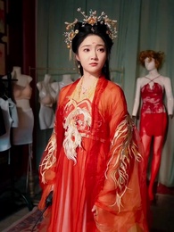 Episode 22 - Kaisar Wanita itu Memburuku!