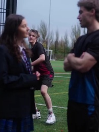 Épisode 15 - [Doublé]Ivy et la Meute